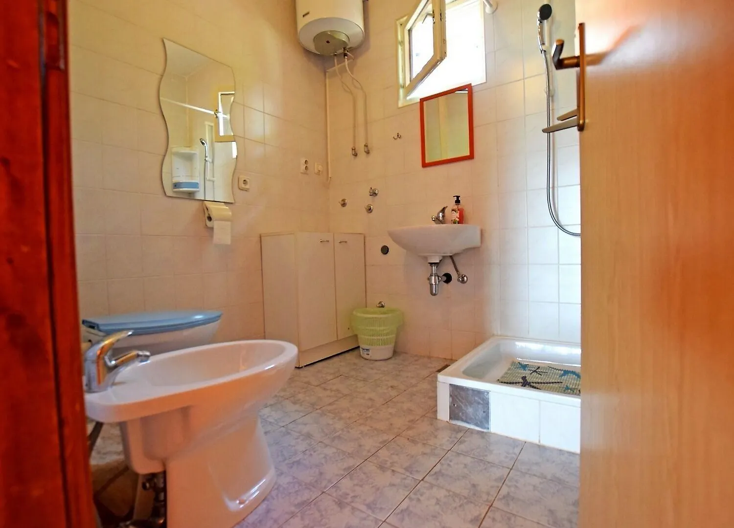 Apartments Mari - 30M From The Sea Seline 0*,  Croatia