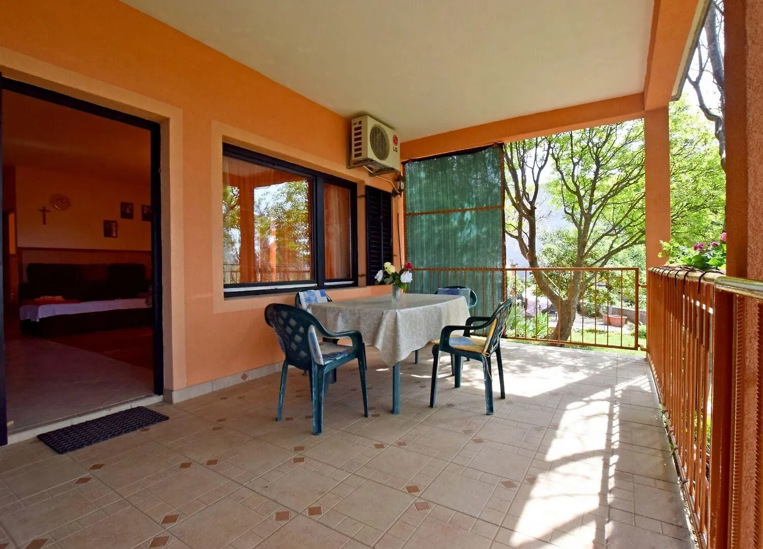 Apartments Mari - 30M From The Sea Seline
